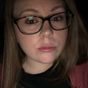 Meet your Posher, Juliana